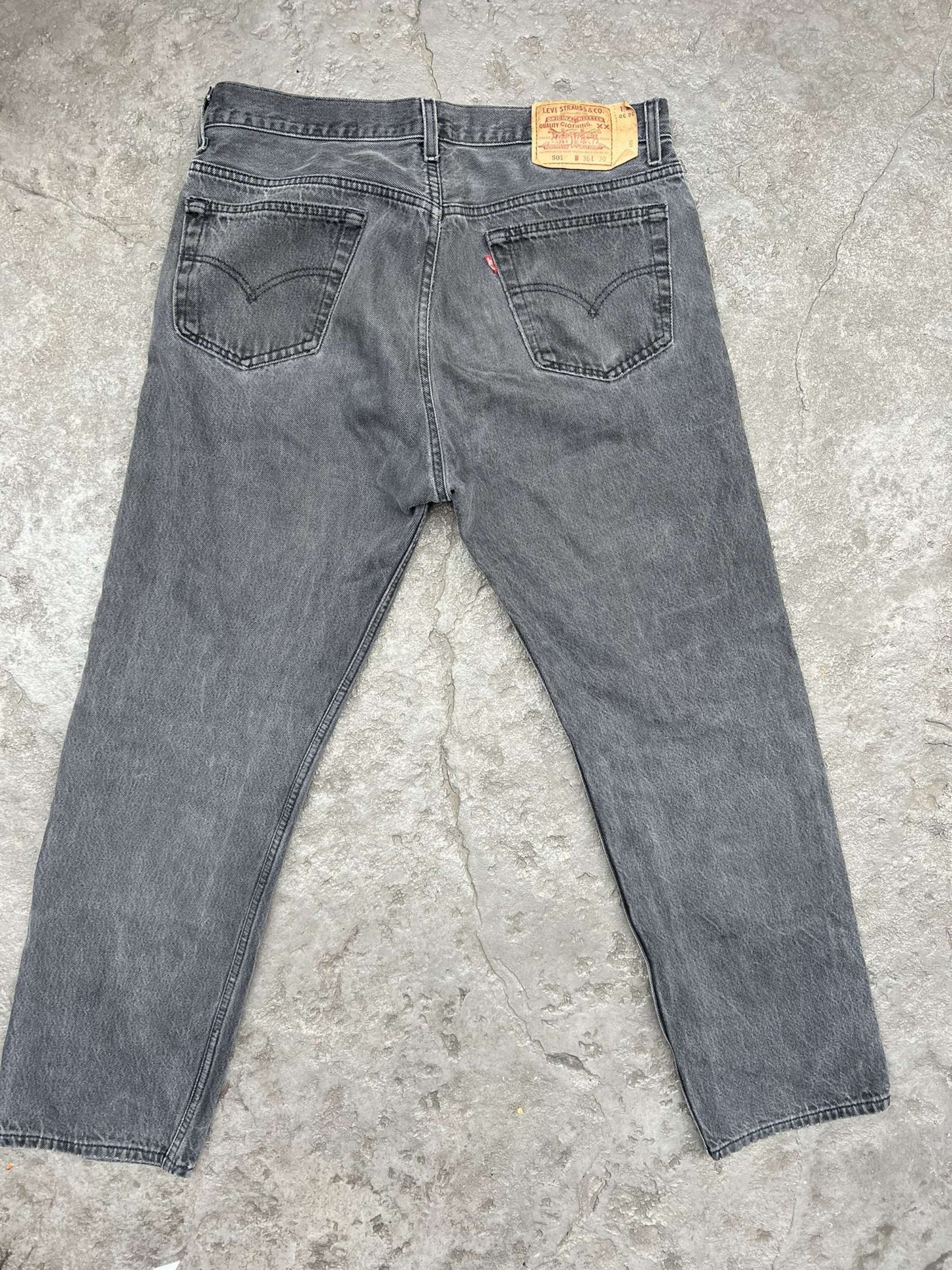 BLACK LEVIS 501 - 1990s