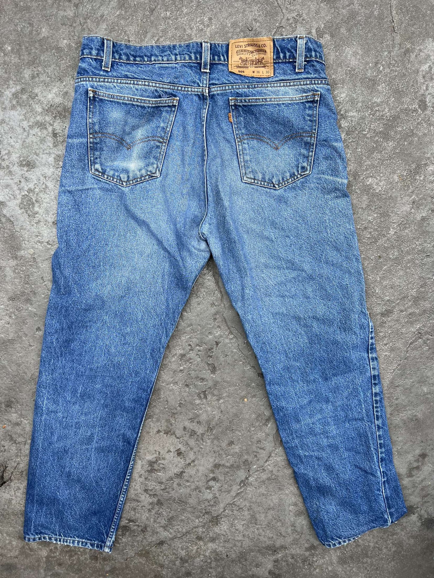 LEVIS ORANGE TAB - 1990S